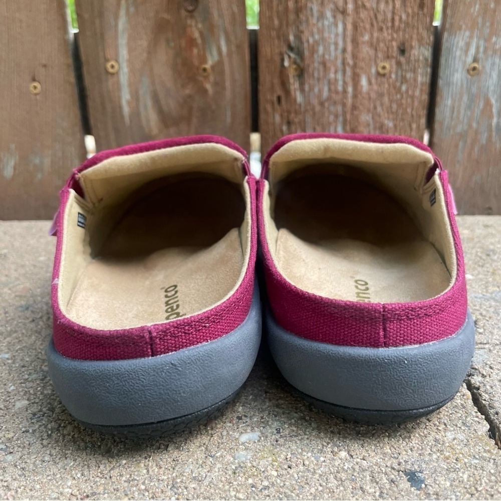 SPENCO Women’s Burgundy Slip-On Clogs Moccasin Loafer Slipper Size 5.5 - Picture 4 of 10